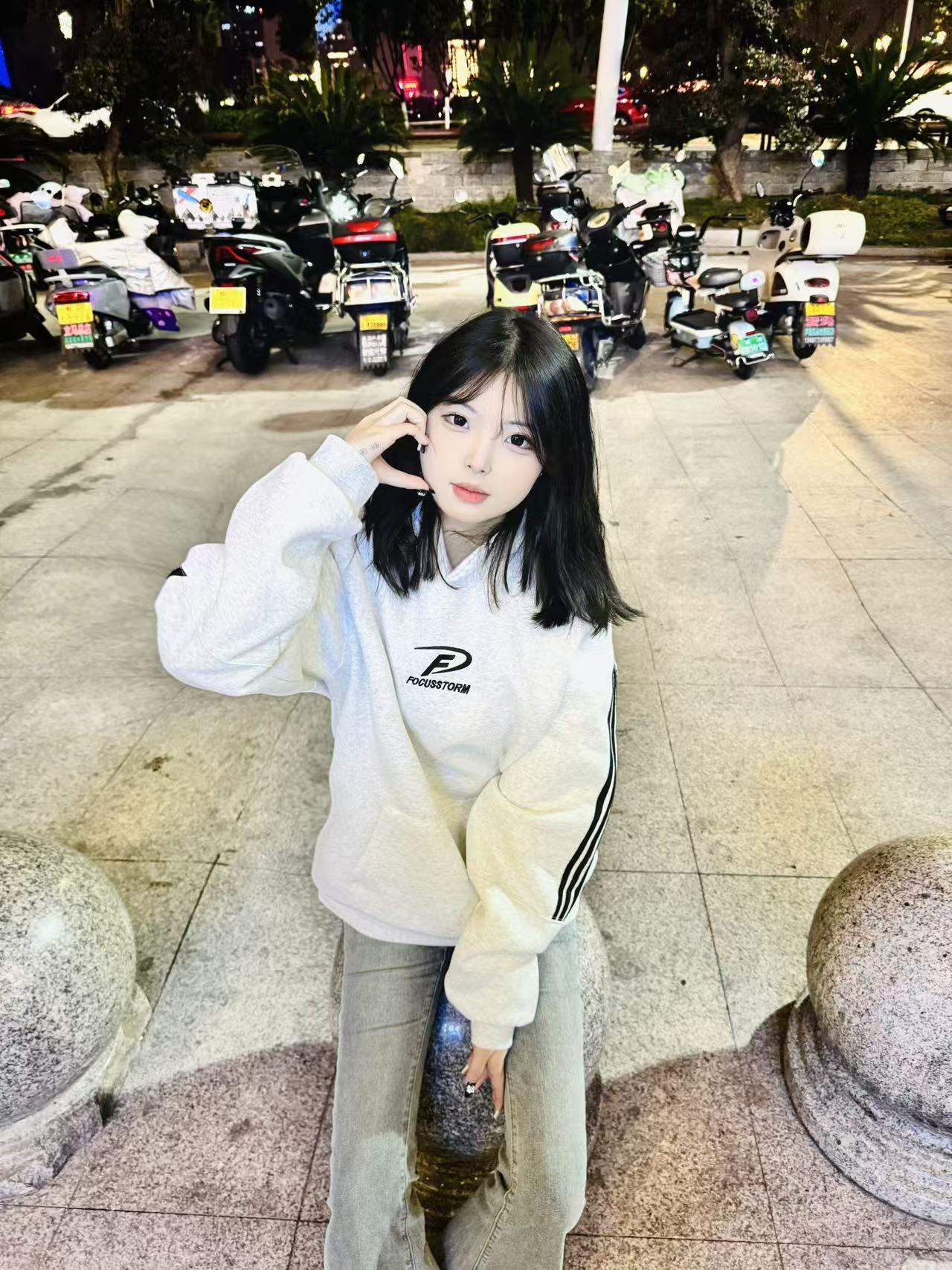 b2.jpg